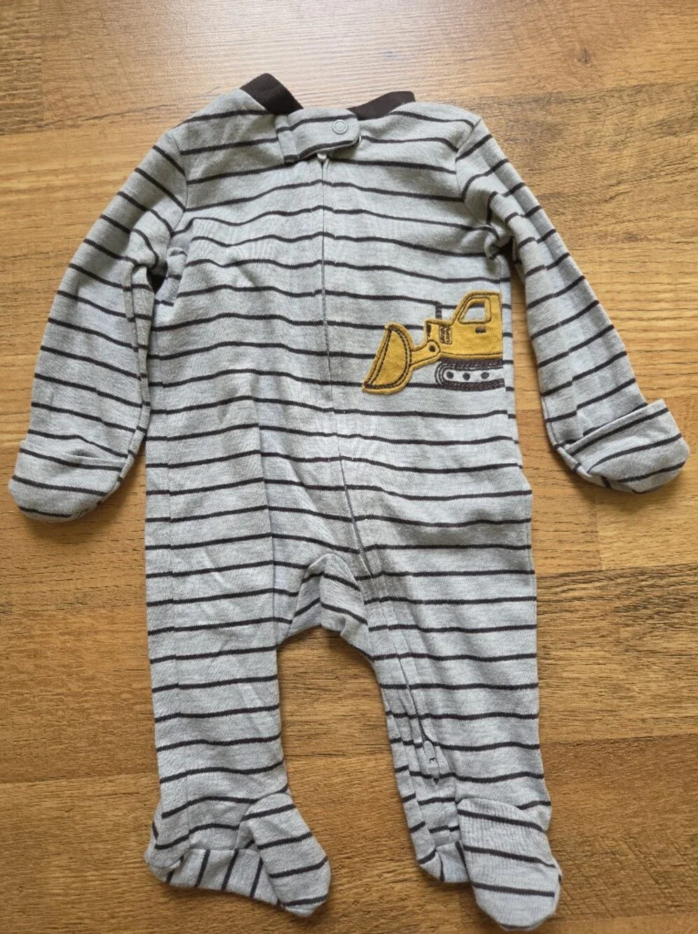 Carters ** plaid gray